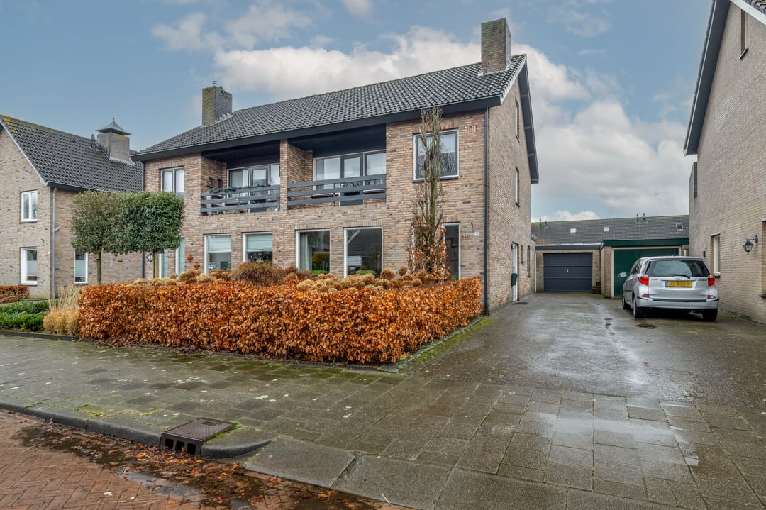 Foto 2 van Riekeschot 14