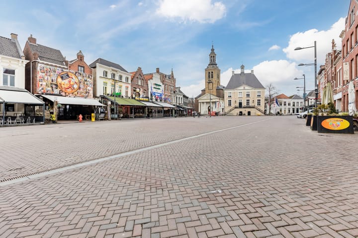 Foto 63 van Markt 27-H