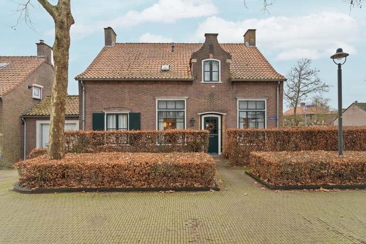 Kerkplein 7