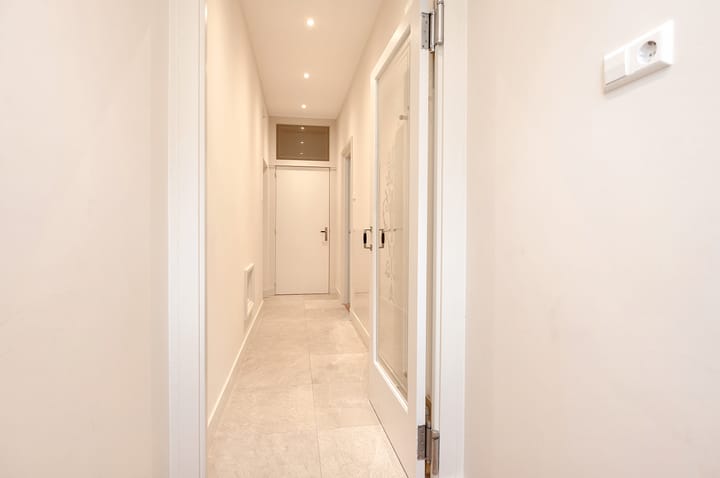 Photo 7 of Obrechtstraat 93