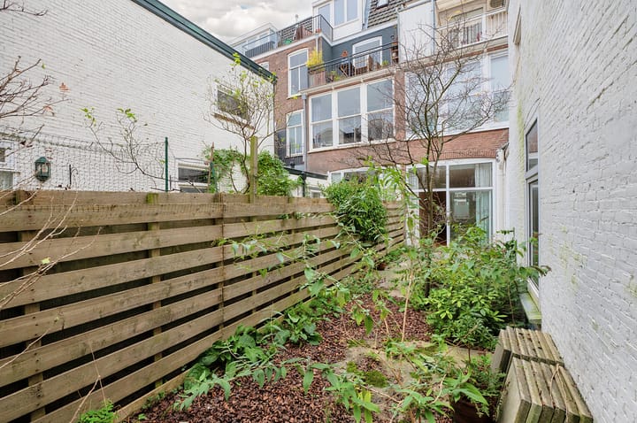 Photo 20 of Obrechtstraat 93