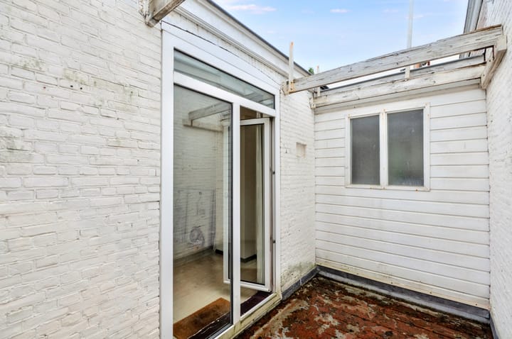 Photo 39 of Obrechtstraat 93