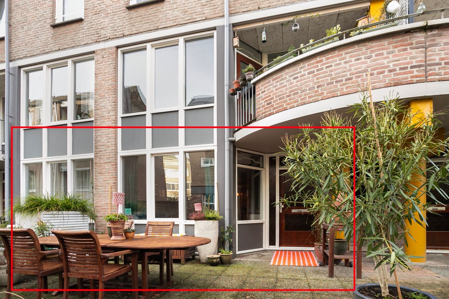 Foto 1 van Sint Teunisstraat 27-A