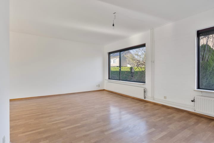 Foto 9 van Kamgras 28