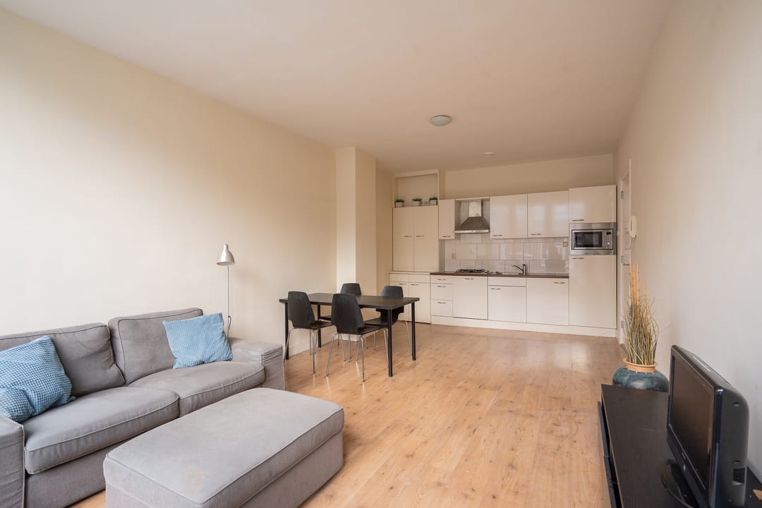 Foto 2 van Voltastraat 6