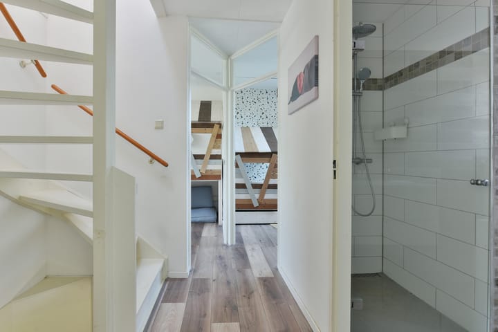 Foto 17 van Weegbree 66