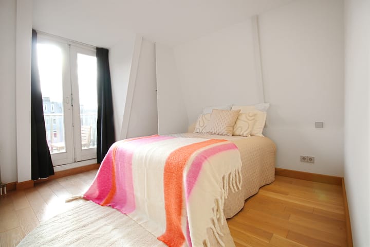 Foto 30 van Elandsstraat 35-D