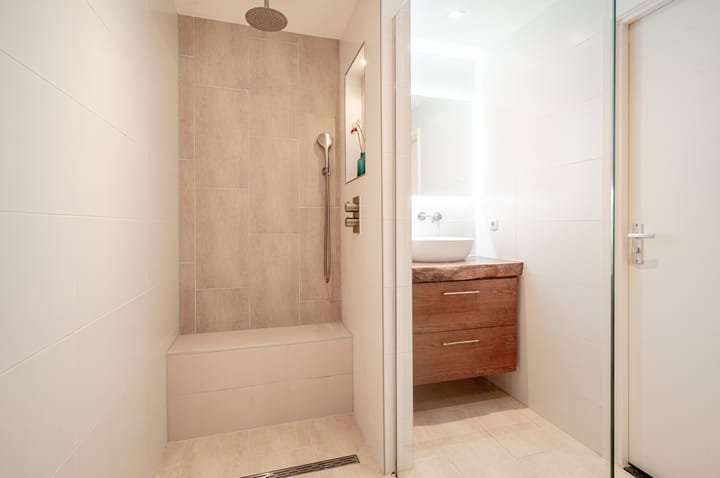 Foto 32 van Botter 28 42