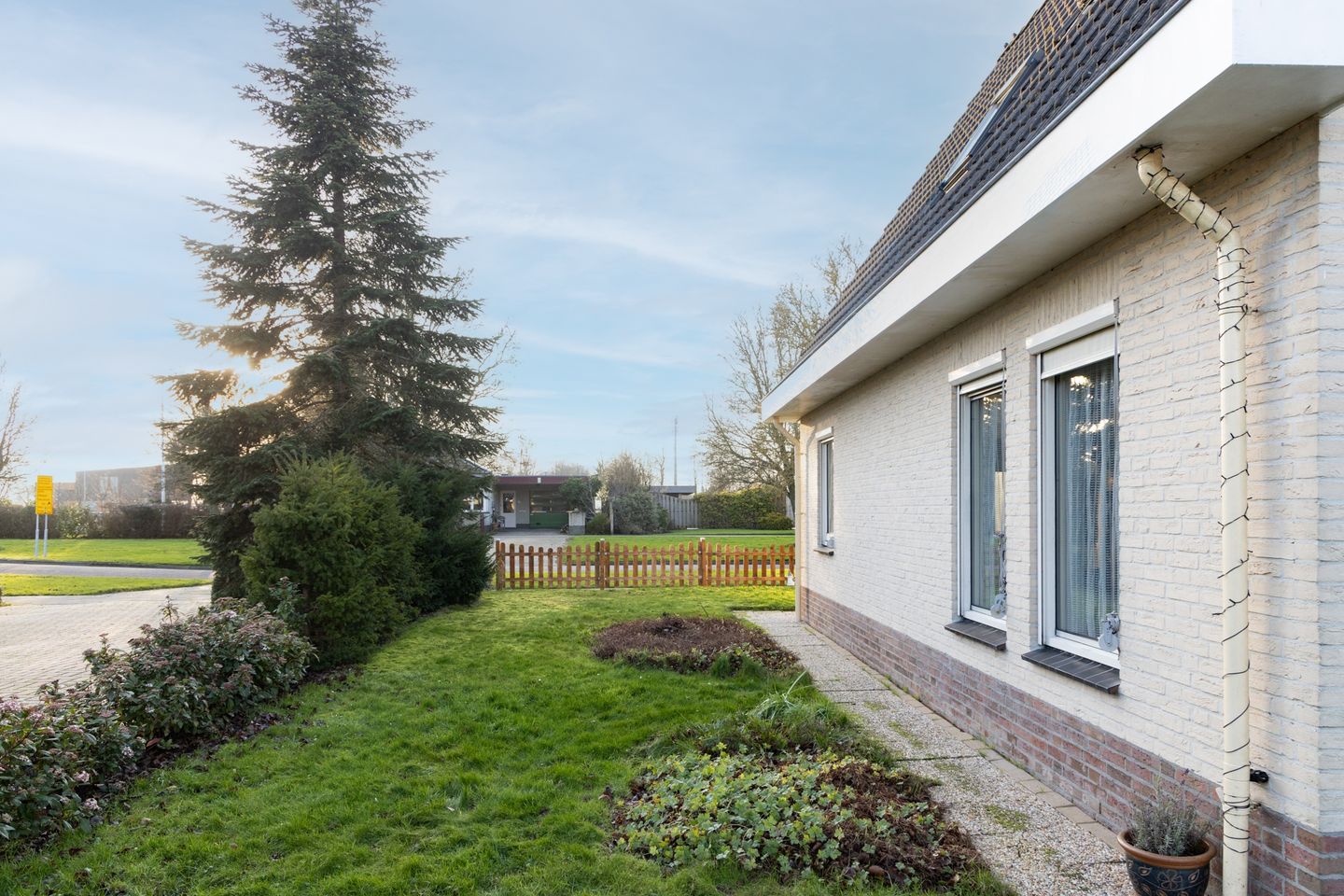 Foto 25 van Molenstraat 50