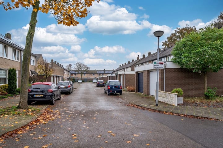 Foto 34 van Graaf Hendrik van den Bergstraat 1