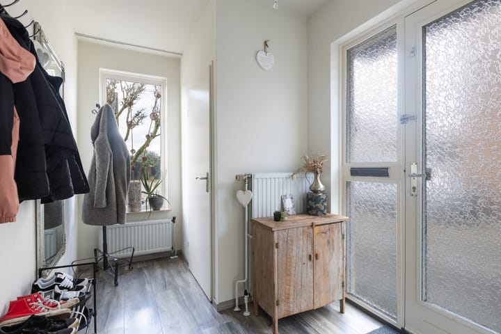 Foto 6 van Staringstraat 9