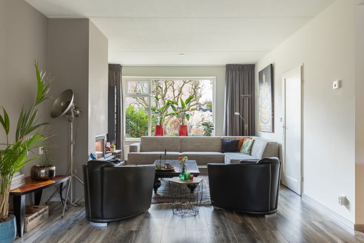 Foto 10 van Staringstraat 9