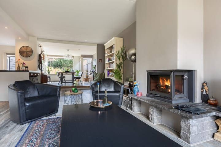 Foto 13 van Staringstraat 9