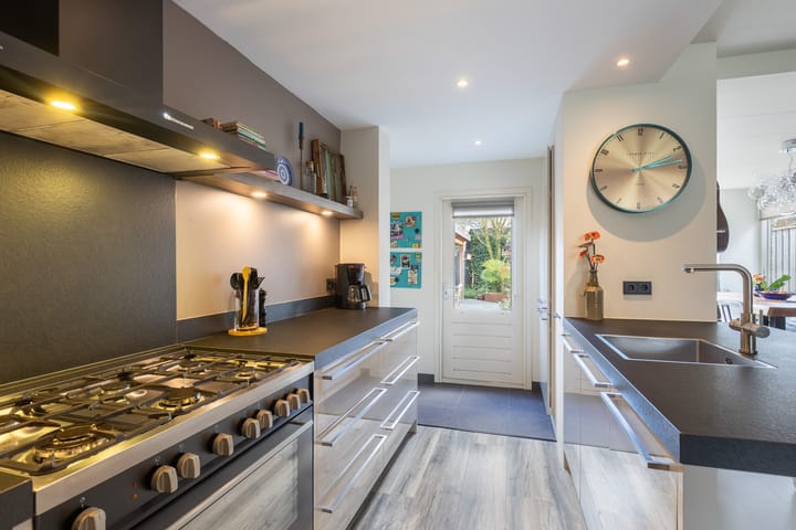 Foto 26 van Staringstraat 9