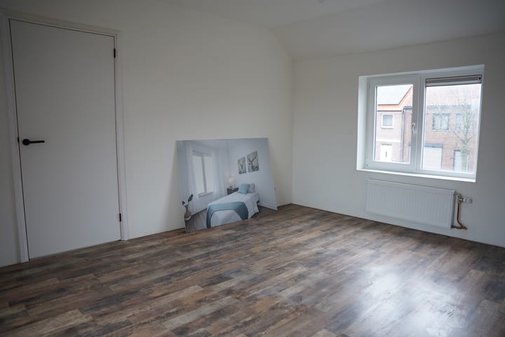 Photo 28 of Zuidzandsestraat 15