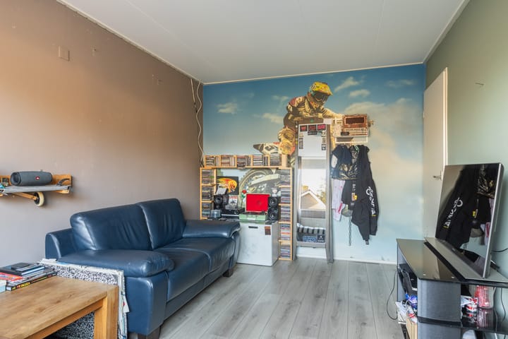 Foto 32 van Staringstraat 9