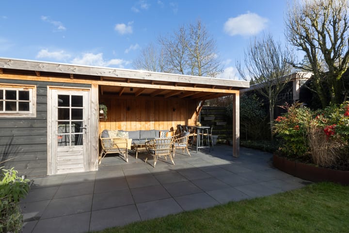 Foto 50 van Staringstraat 9