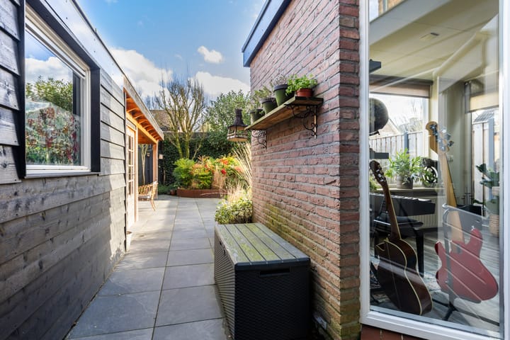 Foto 56 van Staringstraat 9