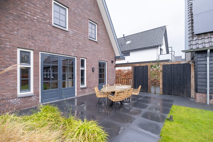 Photo 51 of De Spil 25