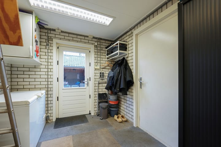 Foto 43 van Burgemeester Hoekstrastraat 2