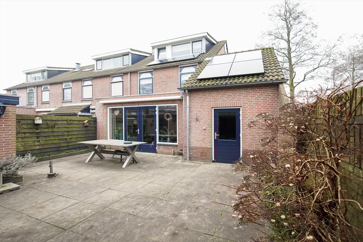 Foto 2 van Burgemeester Hoekstrastraat 2