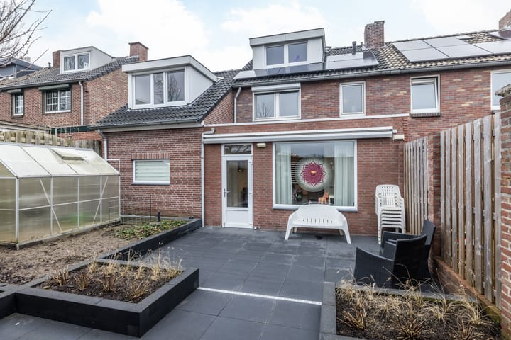 Foto 30 van Nuinhofstraat 32