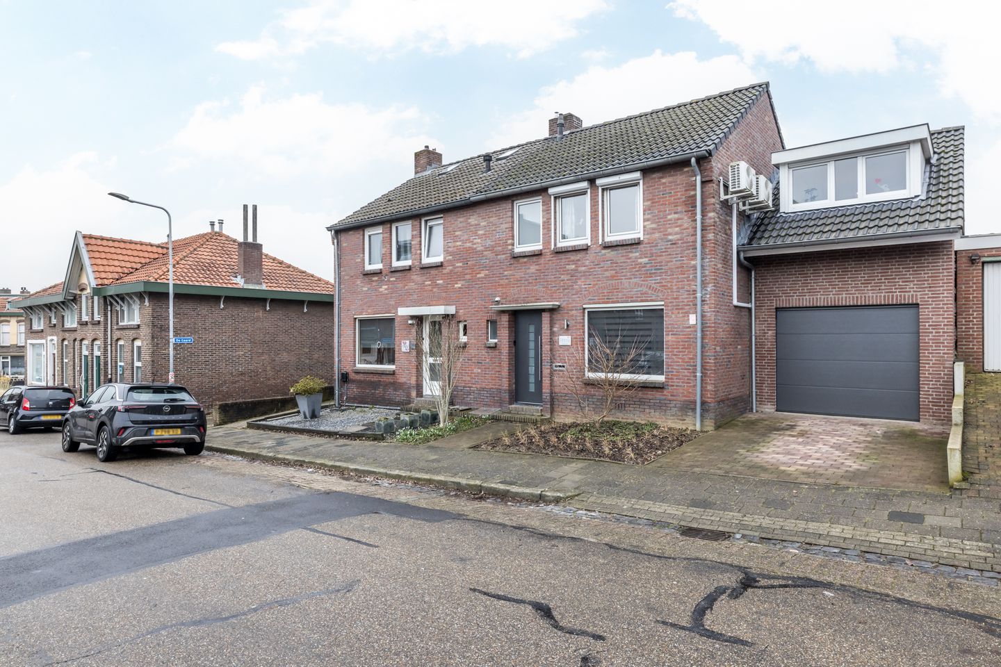 Foto 35 van Nuinhofstraat 32