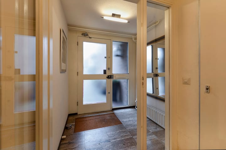 Photo 5 of Willibrorduslaan 136