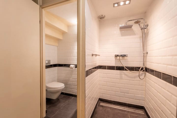 Photo 11 of Willibrorduslaan 136