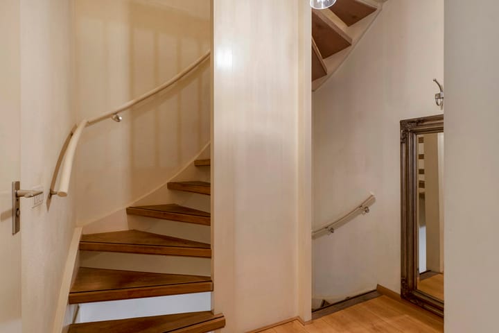 Photo 33 of Willibrorduslaan 136