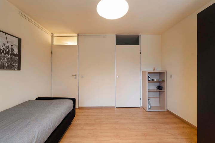 Photo 39 of Willibrorduslaan 136