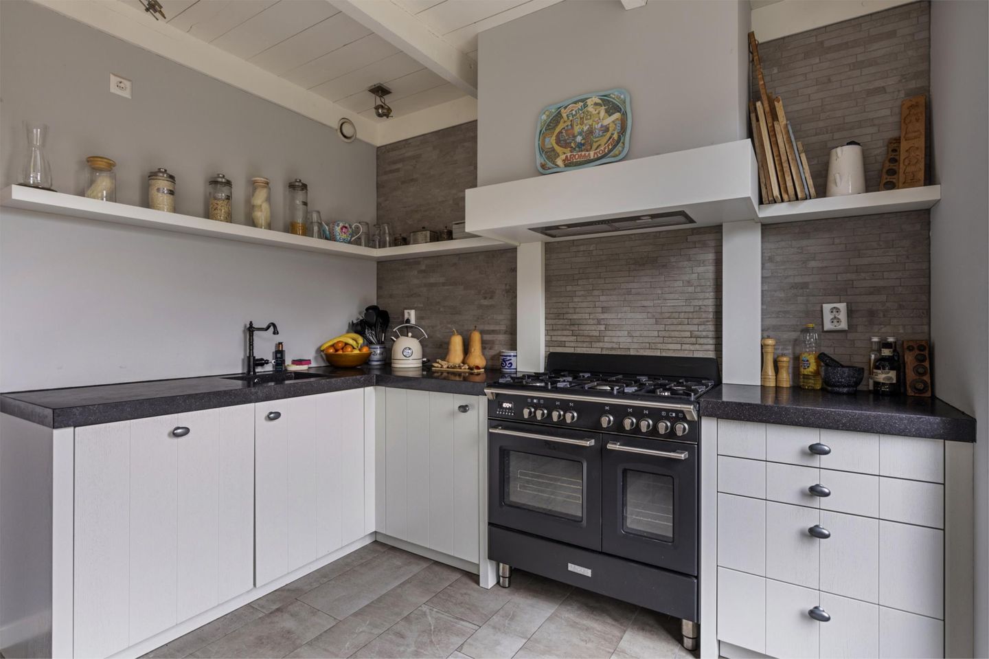 Foto 14 van Kruiskamplaan 4