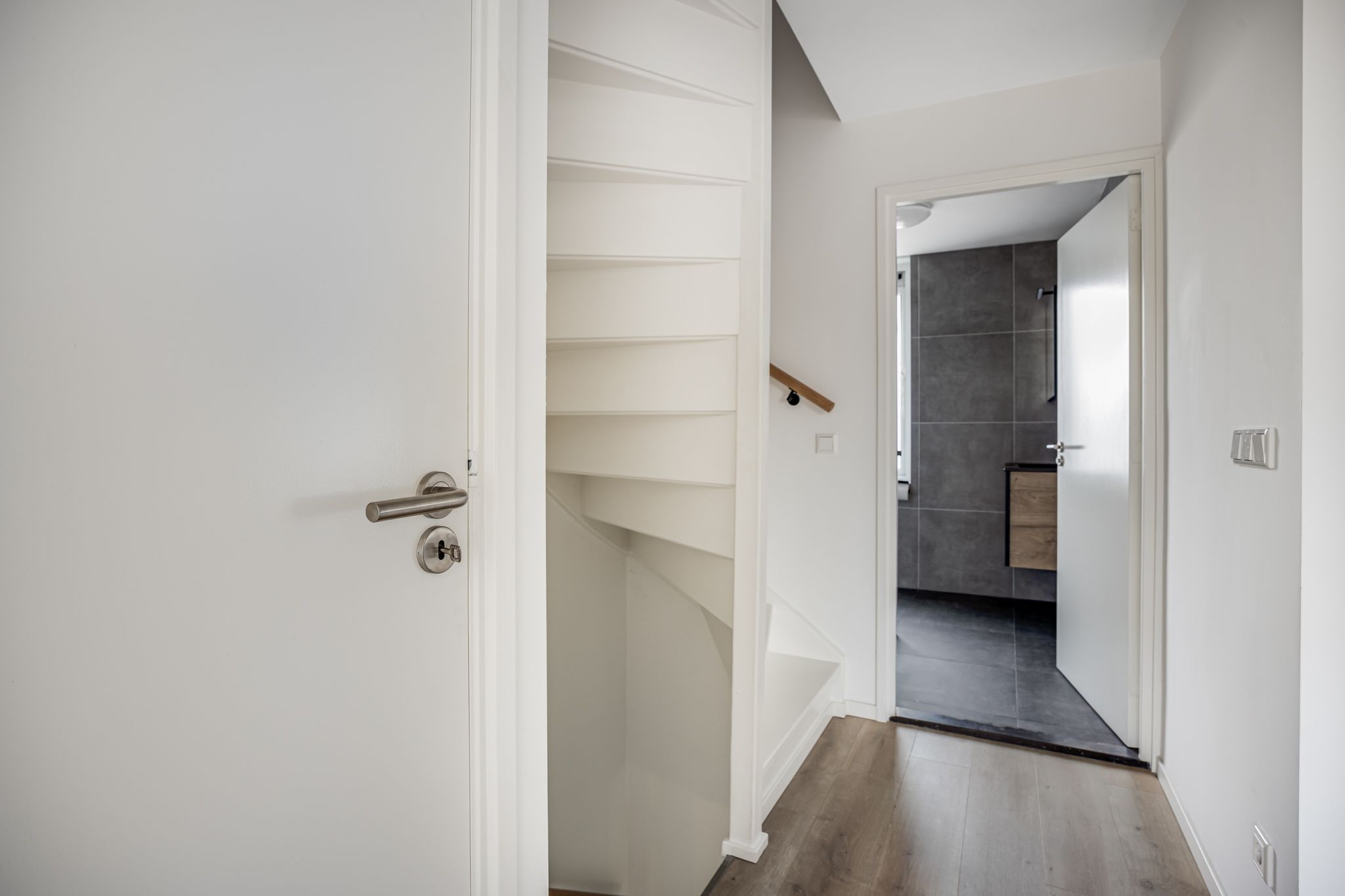 Photo 18 of Van den Elsenstraat 24