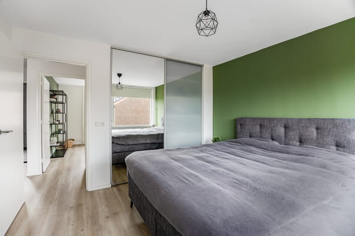 Photo 20 of Van den Elsenstraat 24