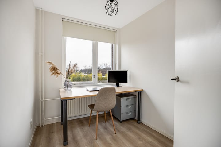 Photo 24 of Van den Elsenstraat 24