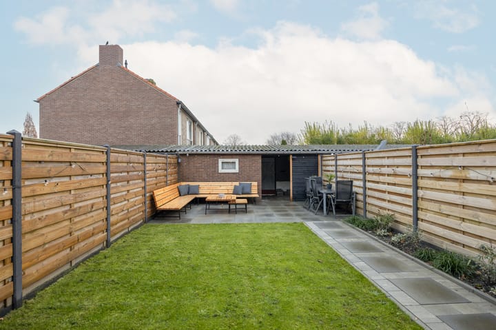 Photo 33 of Van den Elsenstraat 24