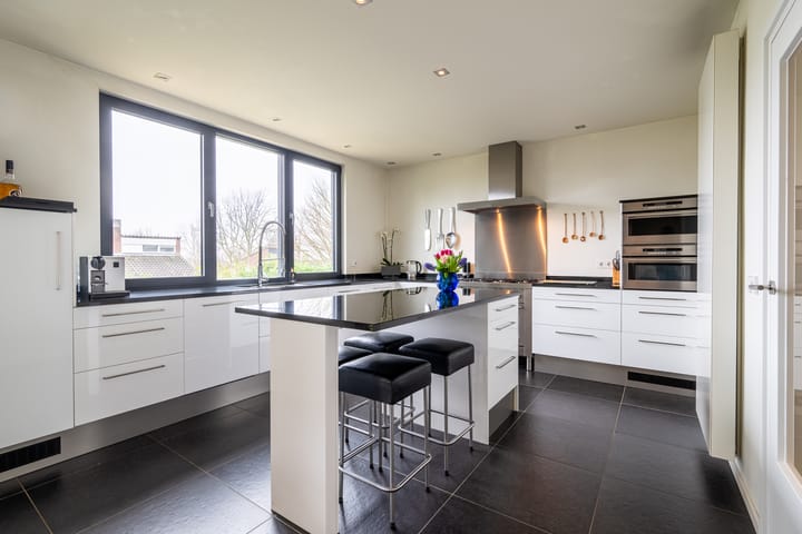 Foto 10 van K.L.M.-straat 8