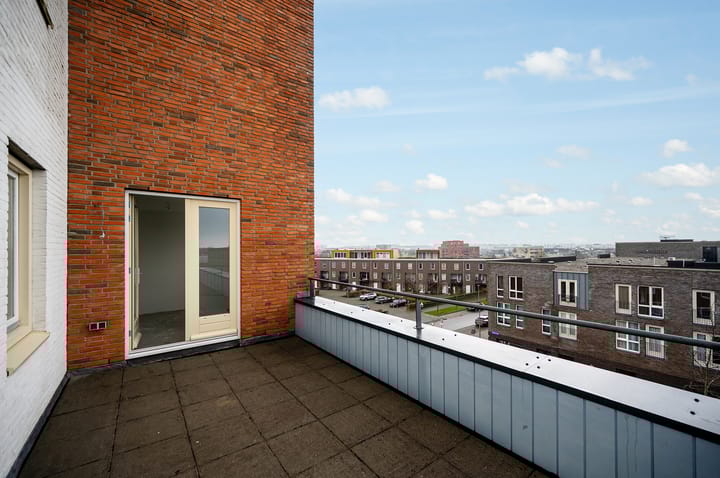 Foto 12 van Beneluxlaan 671