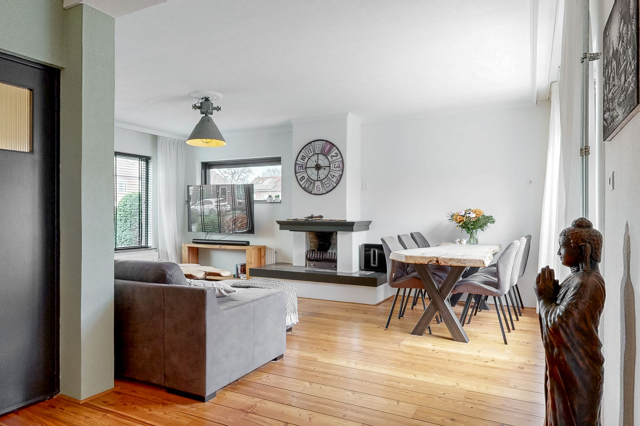 Photo 6 of Mendelstraat 4