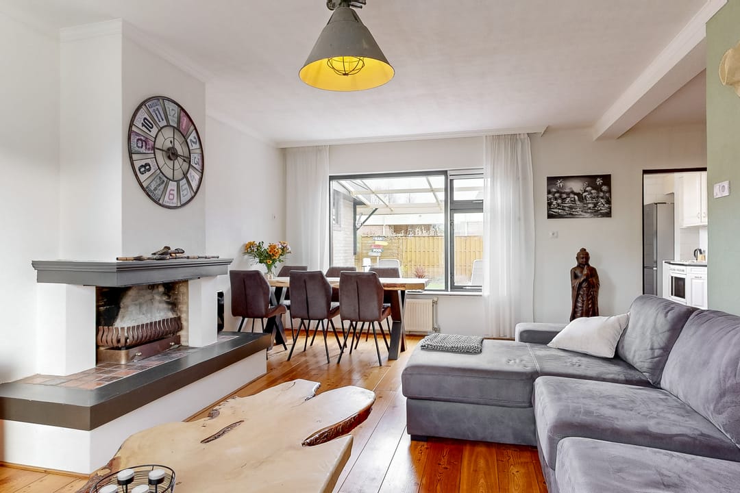 Photo 8 of Mendelstraat 4