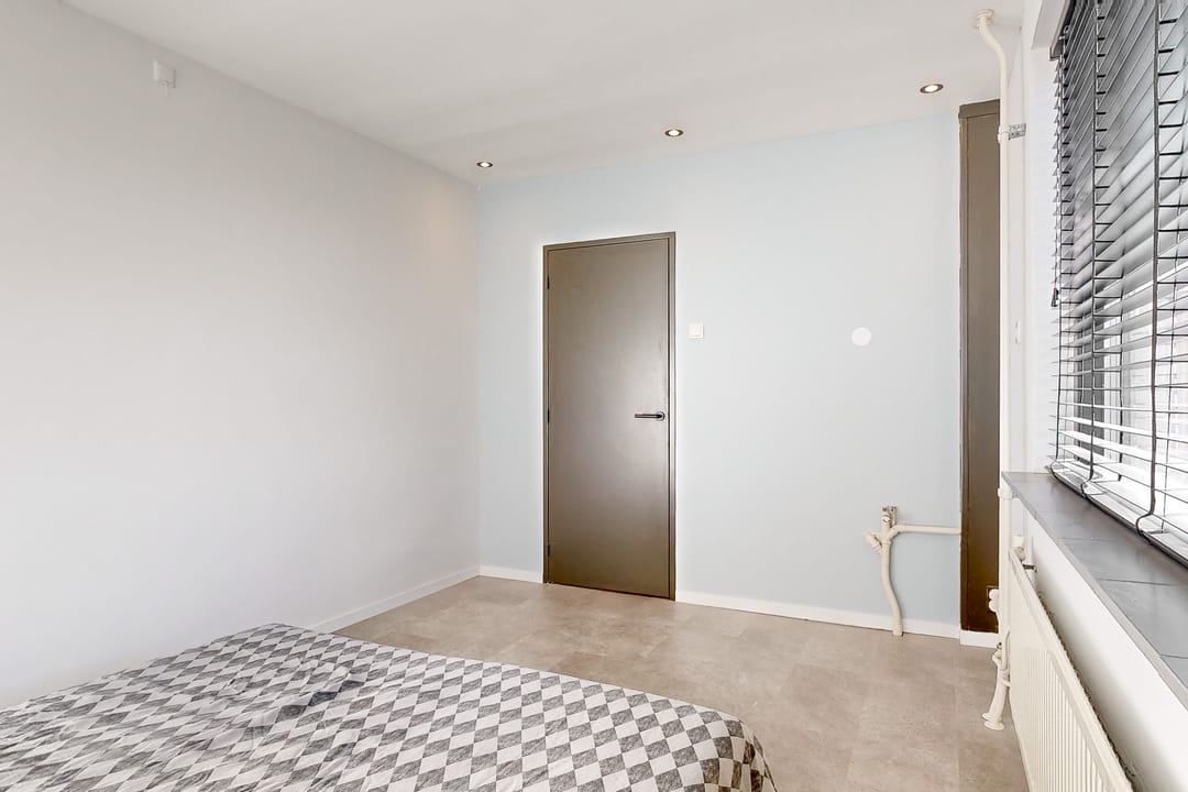 Photo 16 of Mendelstraat 4