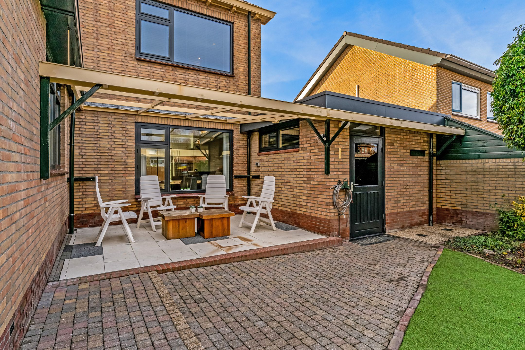 Photo 33 of Mendelstraat 4