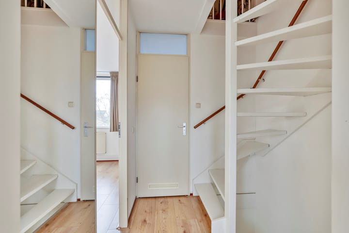 Foto 15 van Mondriaanlaan 83