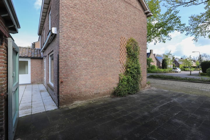 Foto 49 van Graafsestraat 10