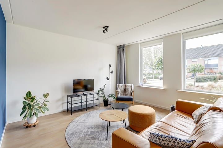 Photo 8 of Raadhuisstraat 63