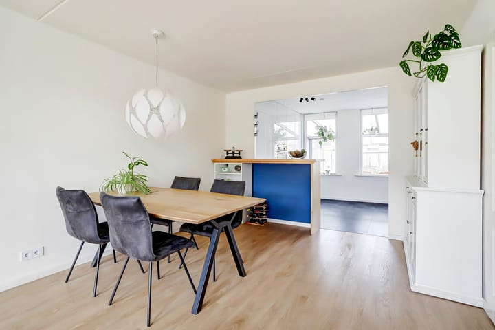 Photo 10 of Raadhuisstraat 63