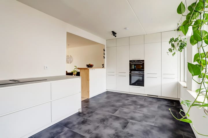 Photo 14 of Raadhuisstraat 63