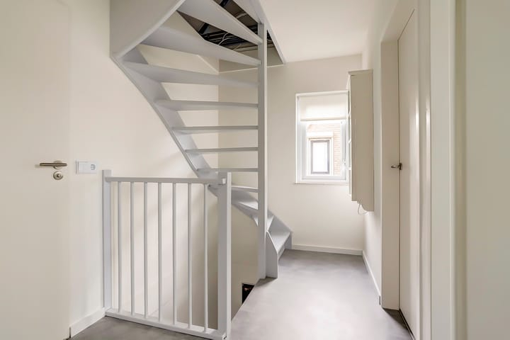 Photo 32 of Raadhuisstraat 63