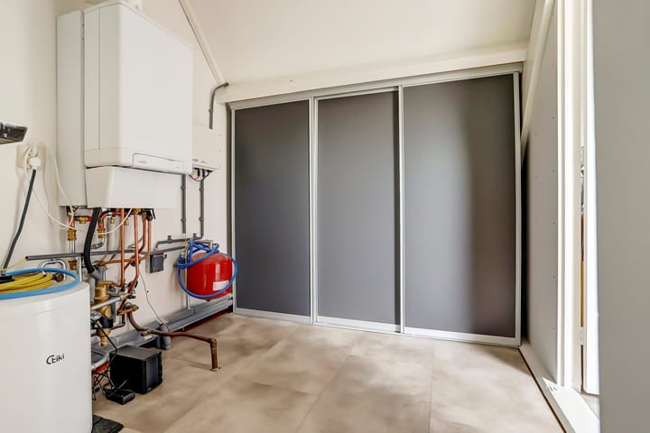 Photo 34 of Raadhuisstraat 63