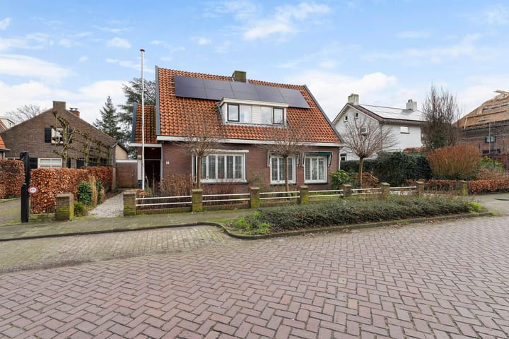 Foto 1 van Jan de Rooijstraat 8